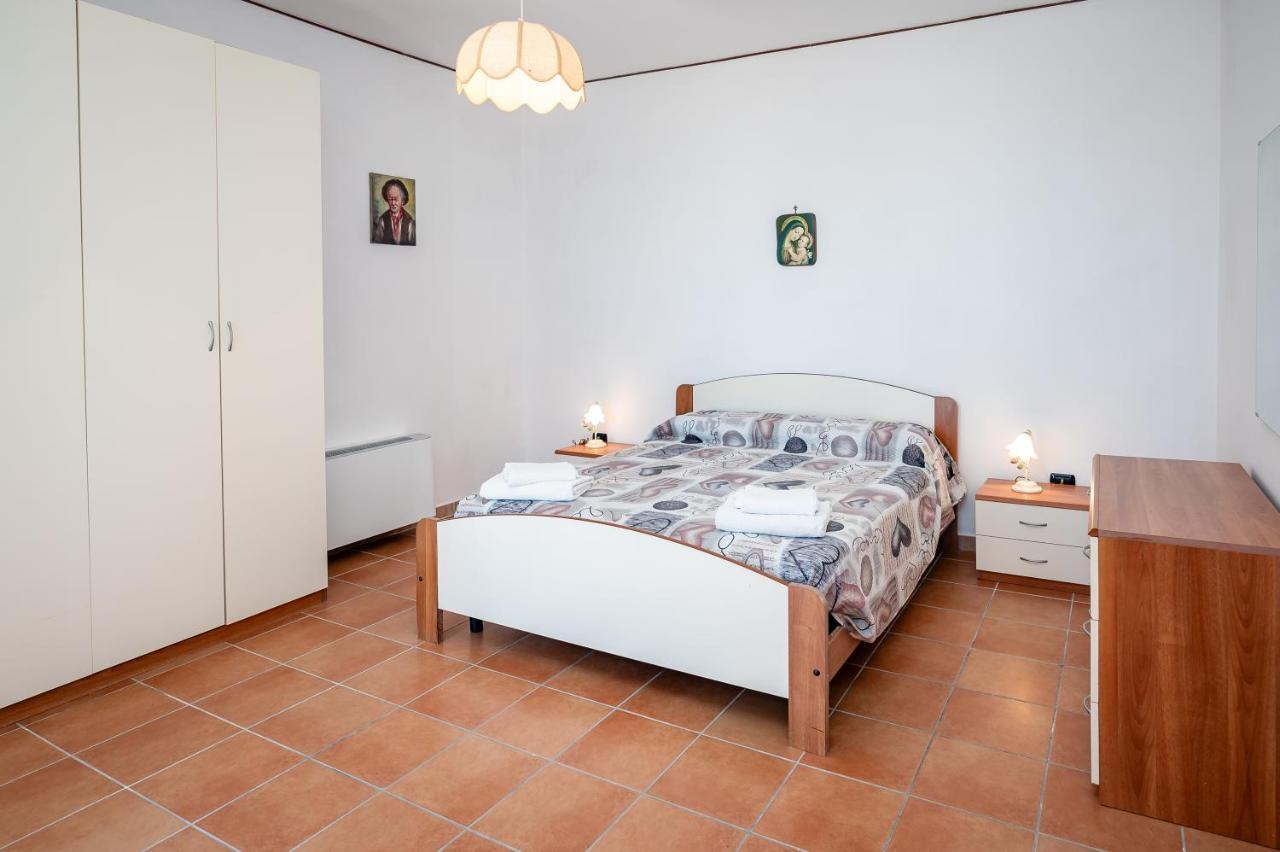 Casa Aniello Villa Caprioli Buitenkant foto