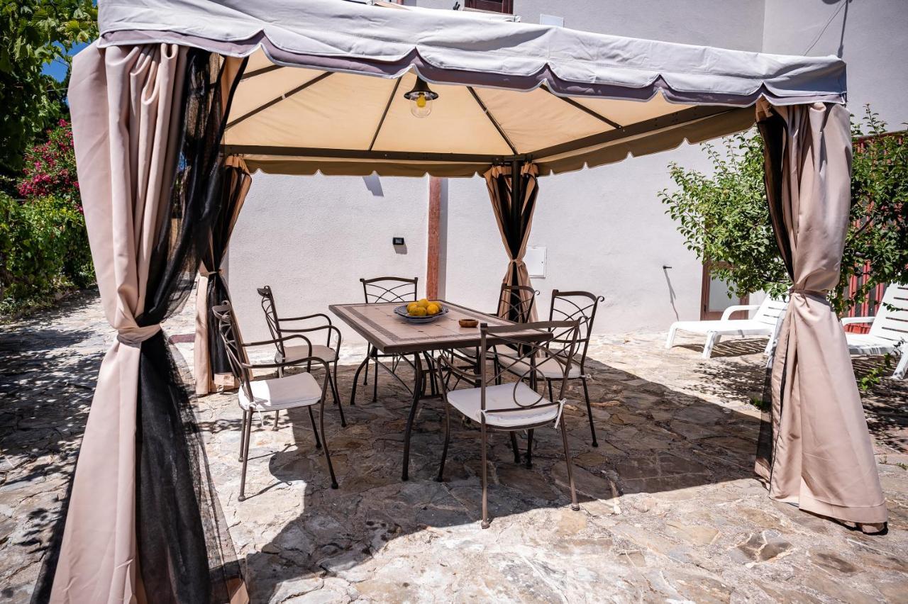 Casa Aniello Villa Caprioli Buitenkant foto